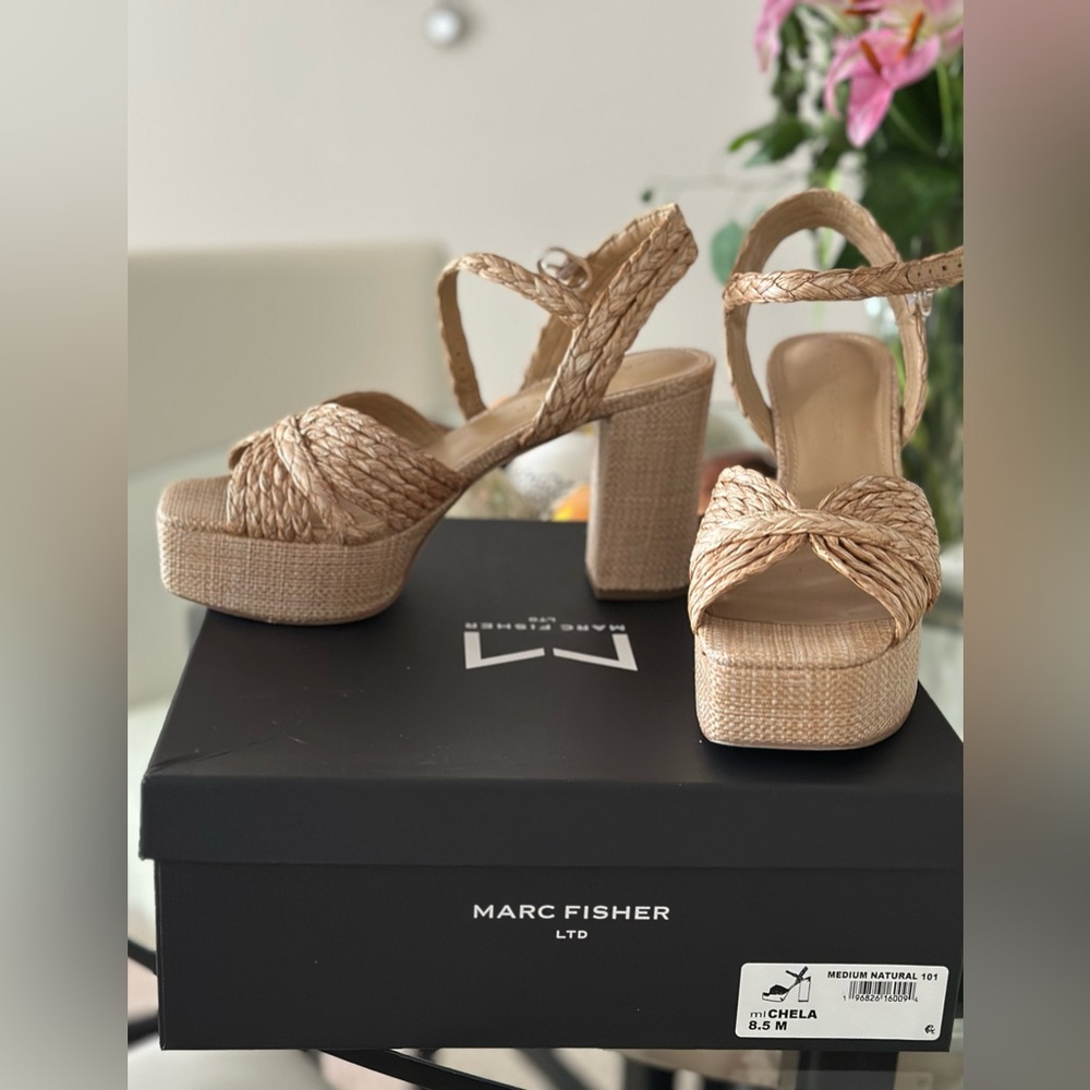 Marc Fisher Women's Tan Platform Raffia Sandals